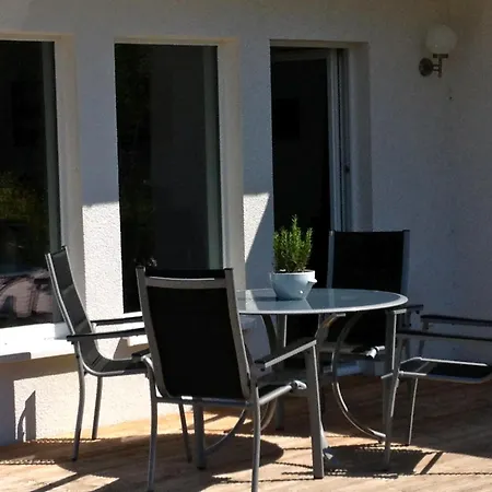 Ferienwohnung In Patzig Auf Ruegen Exterior photo