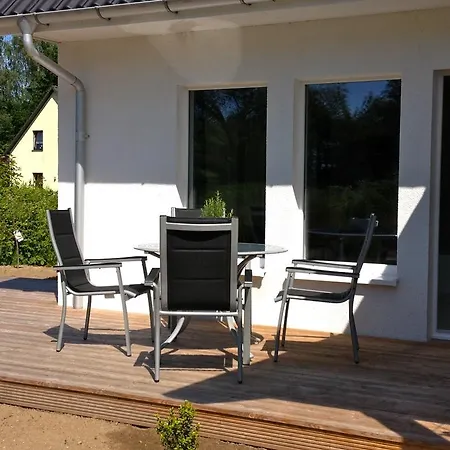 Ferienwohnung In Patzig Auf Ruegen Exterior photo