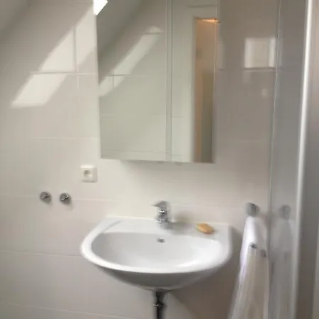 Ferienwohnung In Patzig Auf Ruegen Exterior photo
